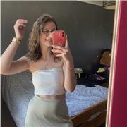 Étudiante offrant un soutien scolaire pour les élèves en école primaire autour de Thorigny.